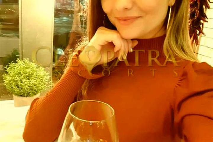 Victoria, 20, a red green-eyed caribbean companion based in Quintanares. Offering Deep French Kissing, Overnight, Erotic Massage, OWO. Available for incall a...