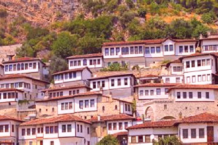 Victoria, 20 — Escort in Drize, Albania