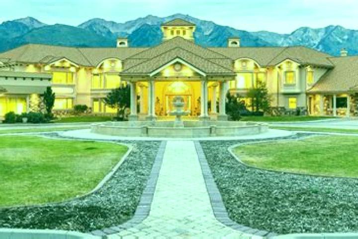 Victoria, 20 — Escort in Marriott-Slaterville, United States