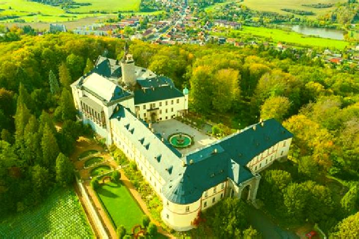 Victoria, 20 — Escort in Zbiroh, Czech Republic
