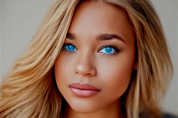Victoria, 21, a blonde brown-eyed latina companion based in Victory Gardens. Offering Travel Companion, OWO, Fetish. Available for incall and outcall, day an...