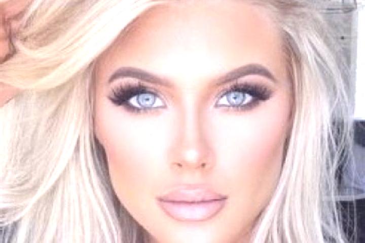 Victoria, 21, a platinum blonde green-eyed indian companion based in Coombs. Offering Massage, Erotic Massage, Deep French Kissing, Dinner Date. Available fo...