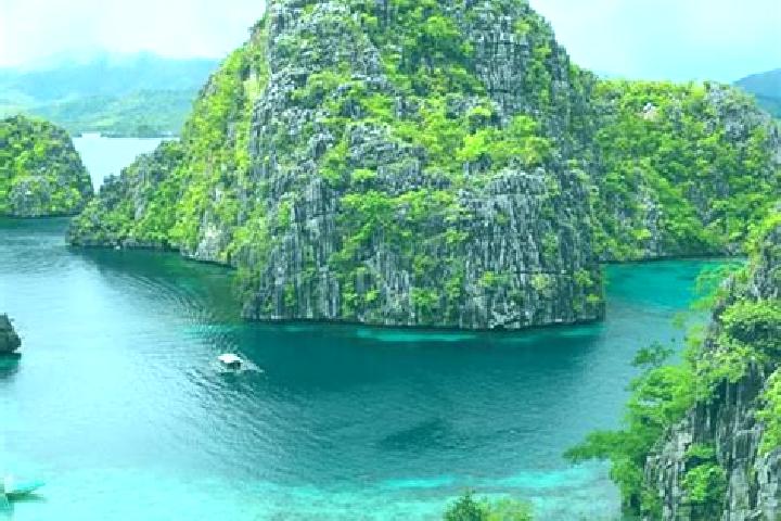 Victoria, 21 — Escort in Caramoan, Philippines