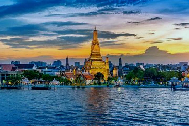 Victoria, 21 — Escort in Thepharak, Thailand