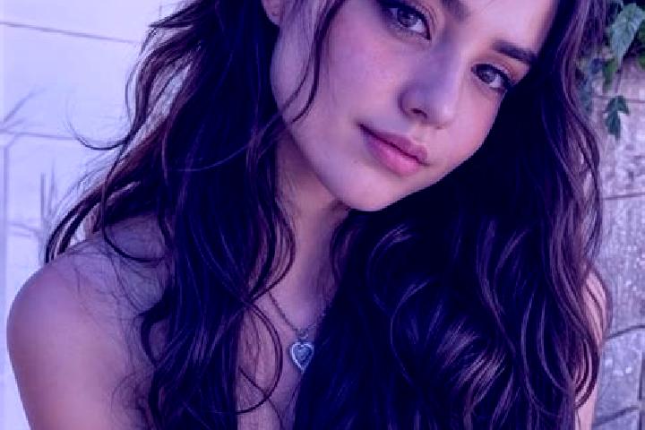 Victoria, 23, a auburn amber-eyed middle eastern companion based in Gornji Bogicevci. Offering OWO, Prostate Massage, GFE, Dinner Date. Available for incall ...