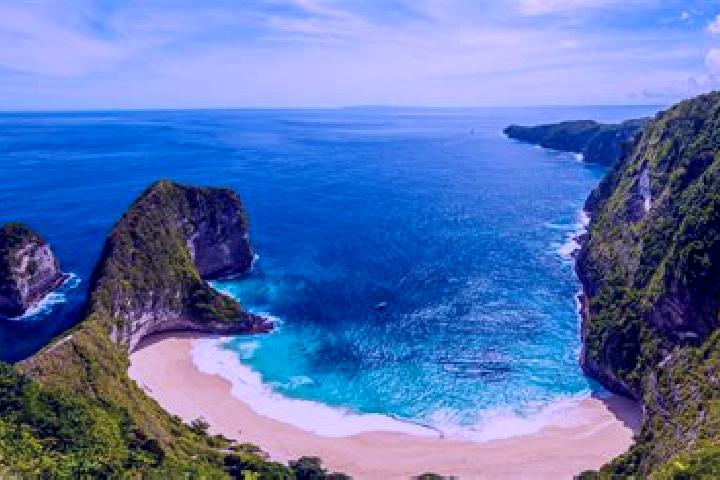 Victoria, 23 — Escort in Umakadambung, Indonesia