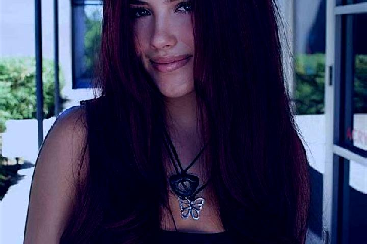 Victoria, 24, a auburn dark-eyed mixed companion based in Stantonsburg. Offering OWO, Erotic Massage, Tantra, 69. Available for incall and outcall, overnight...