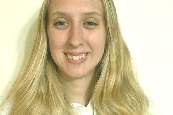 Victoria, 24 — Escort in Estherville, United States