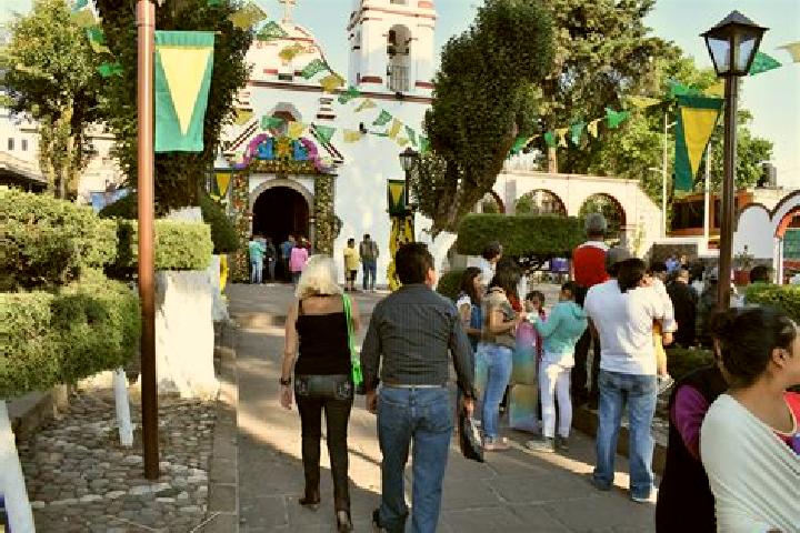 Victoria, 24 — Escort in San Andres Ocotepec, Mexico