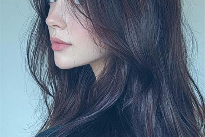 Victoria, 25, a auburn brown-eyed asian companion based in Moorefield. Offering BDSM, A-Level, Deep French Kissing, Duos. Available for incall and outcall, d...