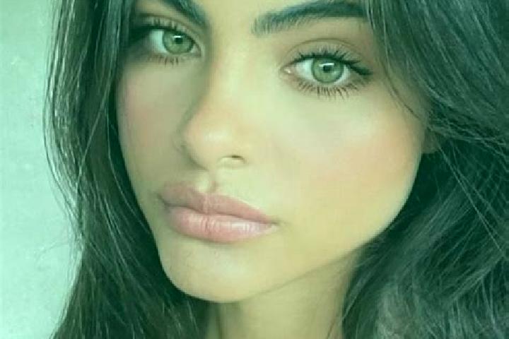 Victoria, 25, a black hazel-eyed caucasian companion based in Binhu. Offering GFE, Striptease, OWO, Domination. Available for incall and outcall, overnight b...