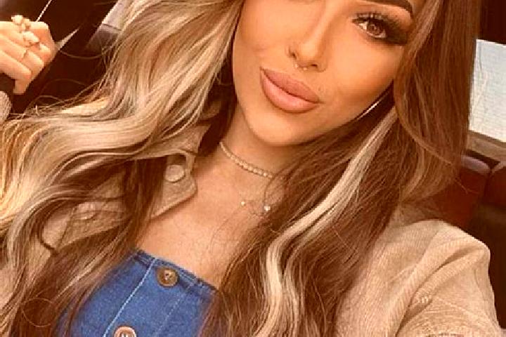 Victoria, 25, a dark blonde brown-eyed middle eastern companion based in Men. Offering A-Level, Duos, Striptease, Tantra. Available for incall and outcall, o...