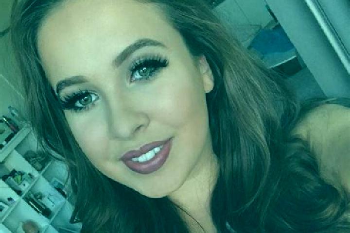 Victoria, 25, a red brown-eyed latina companion based in Poprad. Offering Erotic Massage, A-Level, Girlfriend Experience. Available for incall and outcall, d...