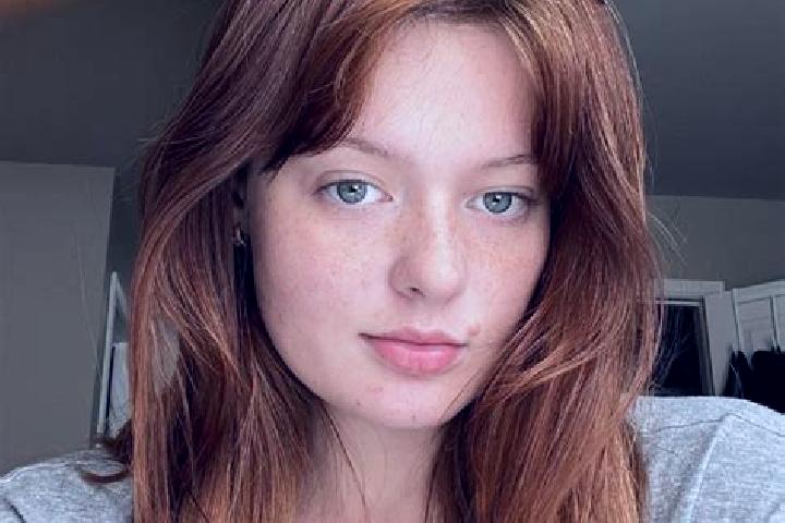 Victoria, 26, a auburn amber-eyed mixed companion based in San Roque de Cumbaza. Offering Roleplay, Massage, Party Girl. Available for incall and outcall, da...