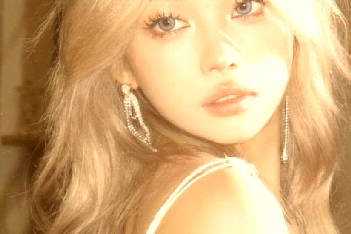 Victoria, 26, a blonde blue-eyed asian companion based in Nibley. Offering Deep French Kissing, OWO, 69. Available for incall and outcall, overnight bookings...
