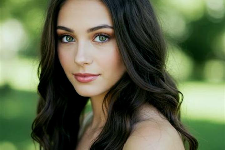 Victoria, 26, a brunette hazel-eyed mixed companion based in Souloumana. Offering Massage, Deep French Kissing, A-Level. Available for incall and outcall, da...