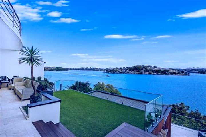 Victoria, 26 — Escort in Kyle Bay, Australia