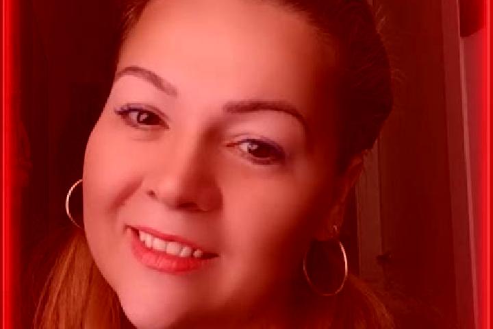 Victoria, 26 — Escort in Petrila, Romania