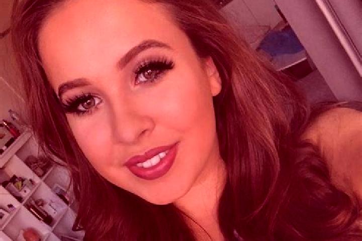 Victoria, 27, a dark blonde amber-eyed caucasian companion based in Panalillo. Offering A-Level, BDSM, CIM. Available for incall and outcall, day and evening...