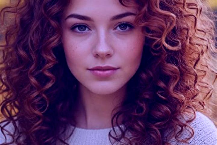 Victoria, 28, a auburn hazel-eyed slavic companion based in Hellifield. Offering GFE, Dinner Date, Couples, Travel Companion. Available for incall and outcal...