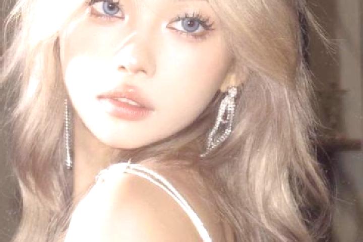 Victoria, 28, a blonde grey-eyed asian companion based in Hanxian. Offering BDSM, OWO. Available for incall and outcall, overnight bookings available.