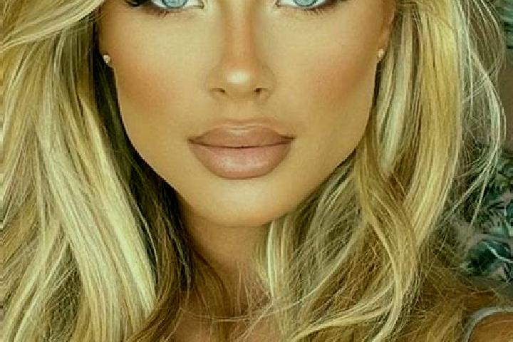Victoria, 28, a blonde hazel-eyed latina companion based in Yenifoca. Offering Dinner Date, Striptease, OWO. Available for incall and outcall, overnight book...