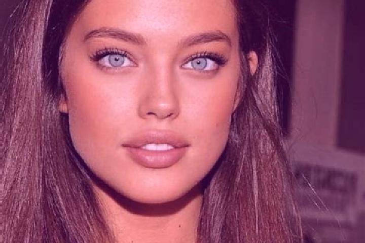 Victoria, 28, a chestnut dark-eyed caucasian companion based in Valverdejo. Offering A-Level, OWO, Party Girl, Travel Companion. Available for incall and out...