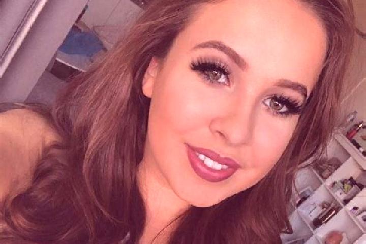 Victoria, 28, a dark blonde amber-eyed mixed companion based in Eskaman. Offering Girlfriend Experience, Domination, Deep French Kissing, GFE. Available for ...