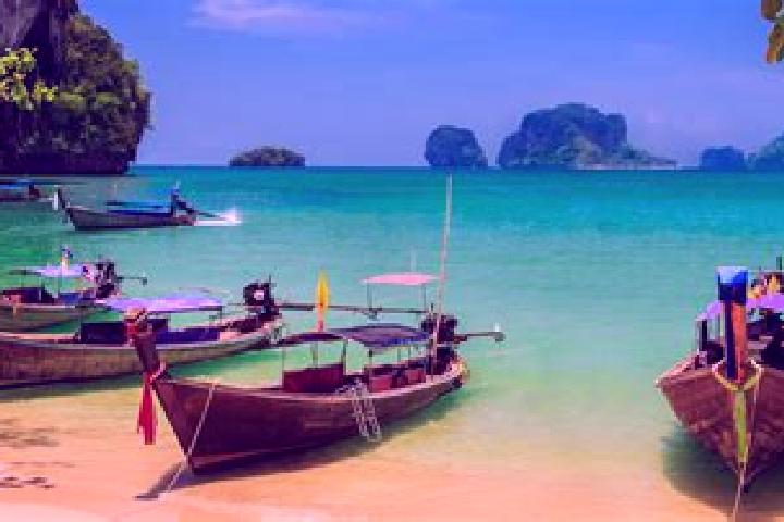 Victoria, 28 — Escort in Ban Hong, Thailand