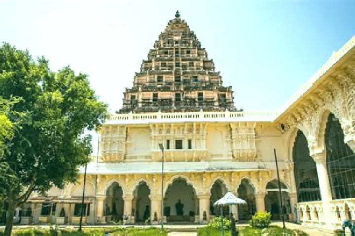 Victoria, 28 — Escort in Periyakottai, India