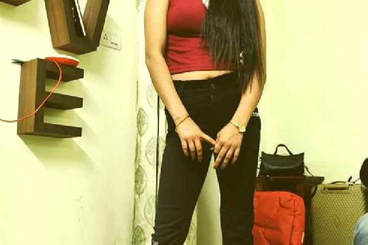 Victoria, 28 — Escort in Sarupathar Bengali, India