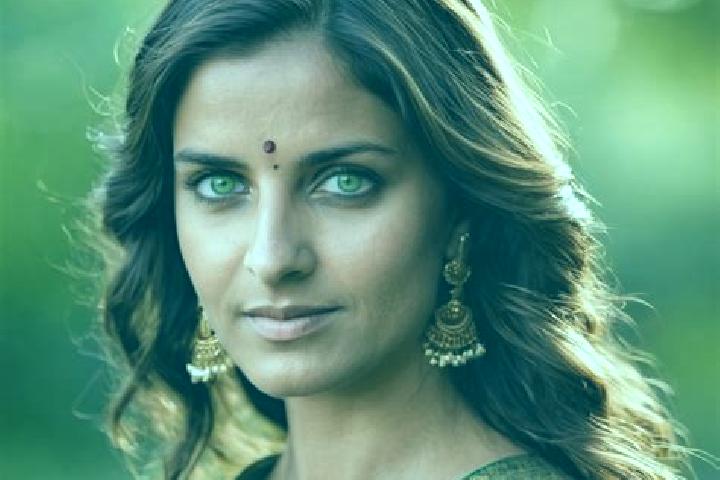 Victoria, 29, a brunette green-eyed indian companion based in Staryy Togul. Offering BDSM, Duos, Fetish. Available for incall and outcall, overnight bookings...