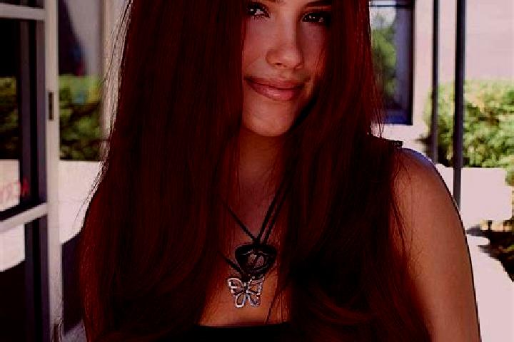 Victoria, 30, a auburn dark-eyed slavic companion based in Gromadka. Offering Massage, Prostate Massage, OWO. Available for incall and outcall, overnight boo...
