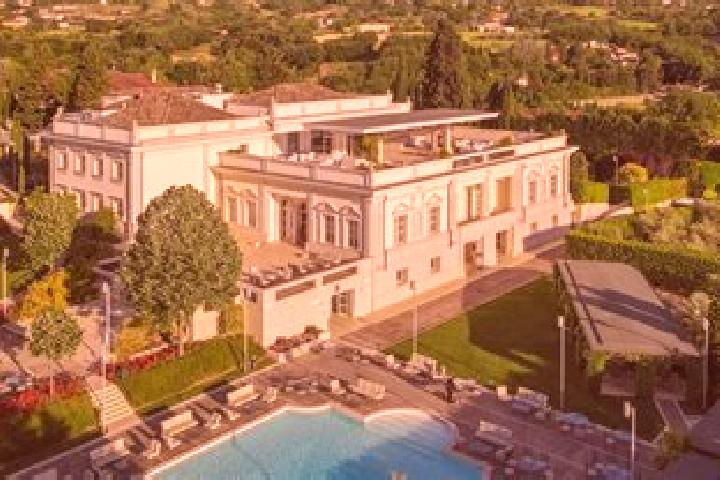 Victoria, 30 — Escort in Mirabella Eclano, Italy