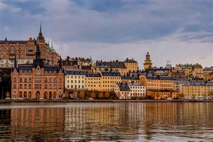 Victoria, 31 — Escort in Fisksaetra, Sweden