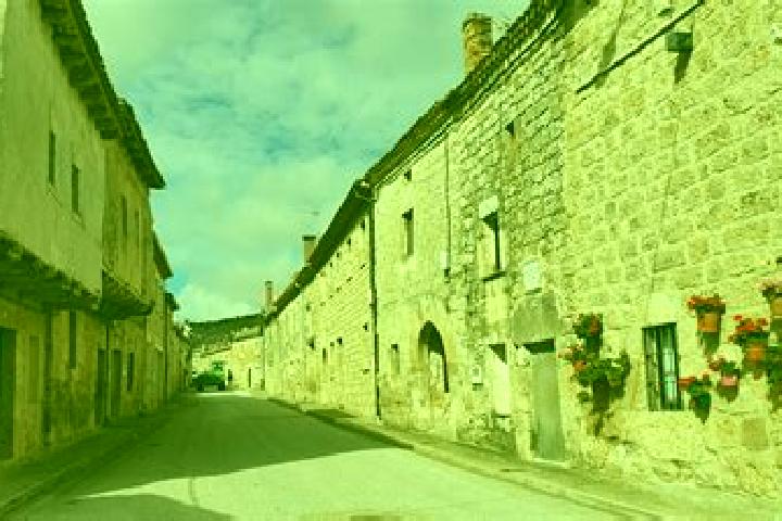 Victoria, 31 — Escort in Hornillos del Camino, Spain