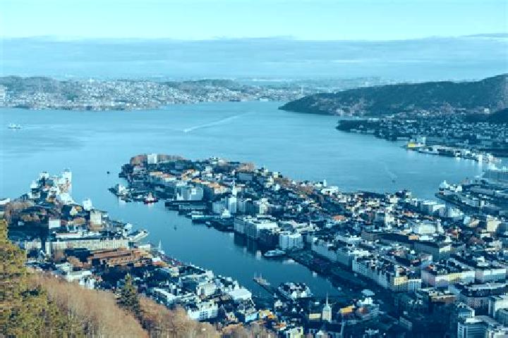 Victoria, 31 — Escort in Svelgen, Norway