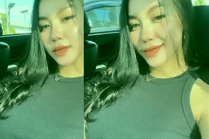 Victoria, 31 — Escort in Wulan Haye, China