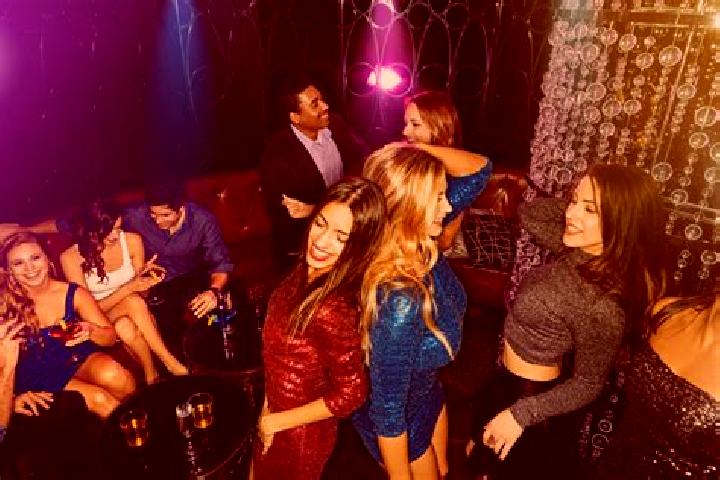 Victoria, 32, a dark blonde dark-eyed caucasian companion based in Savines-le-Lac. Offering Striptease, Tantra, Overnight. Available for incall and outcall, ...