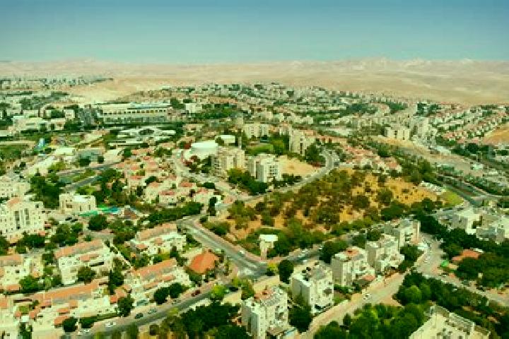 Victoria, 32 — Escort in Ma ale HaHamisha, Israel