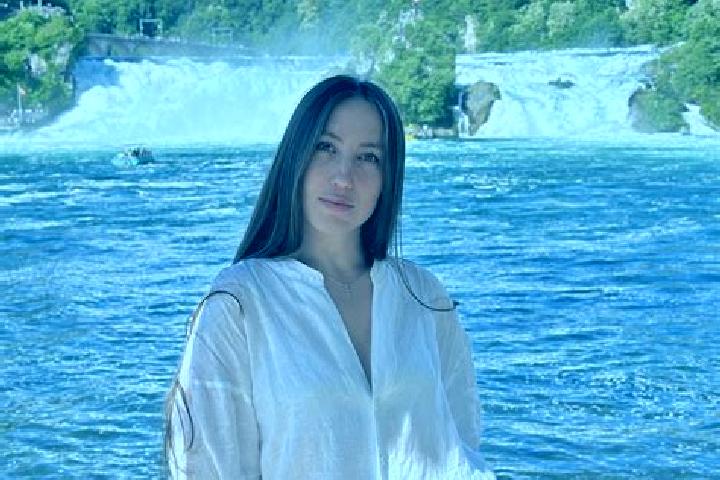 Victoria, 32 — Escort in Pfaeffikon / Pfaeffikon (Dorfkern), Switzerland