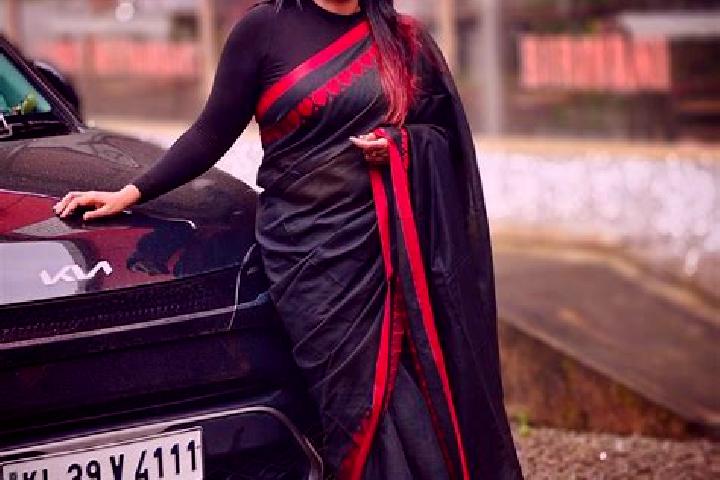Victoria, 32 — Escort in Puthencruz, India