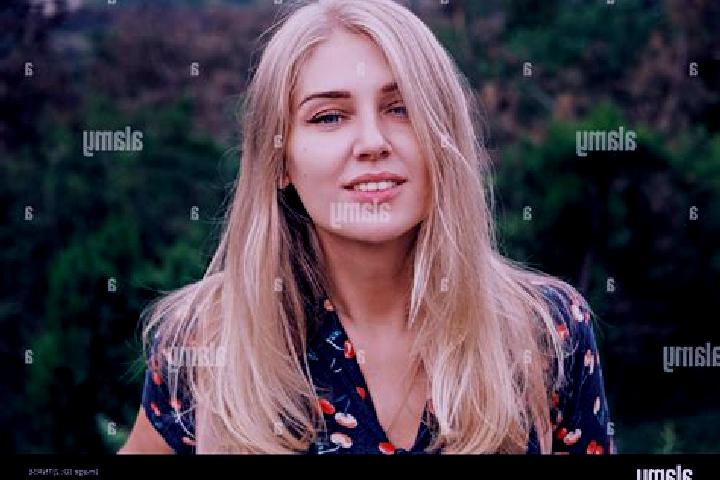 Victoria, 33, a blonde blue-eyed middle eastern companion based in Dibrivsk. Offering Deep French Kissing, 69, Roleplay, CIM, Party Girl. Available for incal...