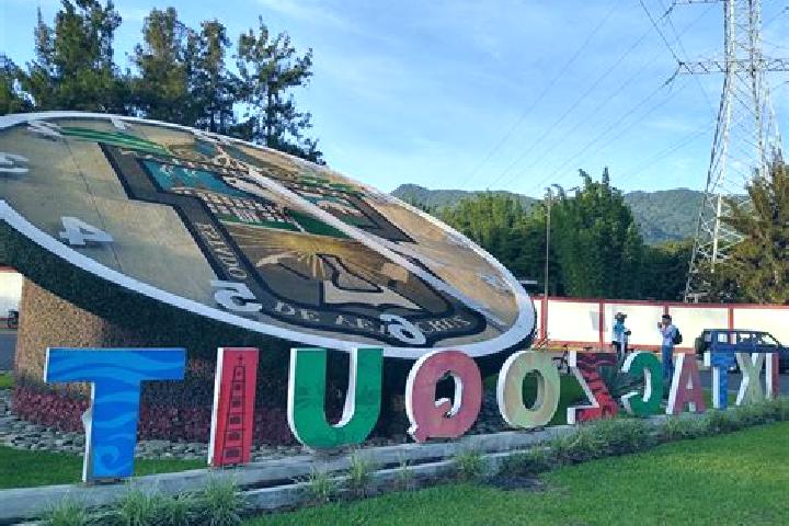 Victoria, 33 — Escort in Huiloapan de Cuauhtemoc, Mexico