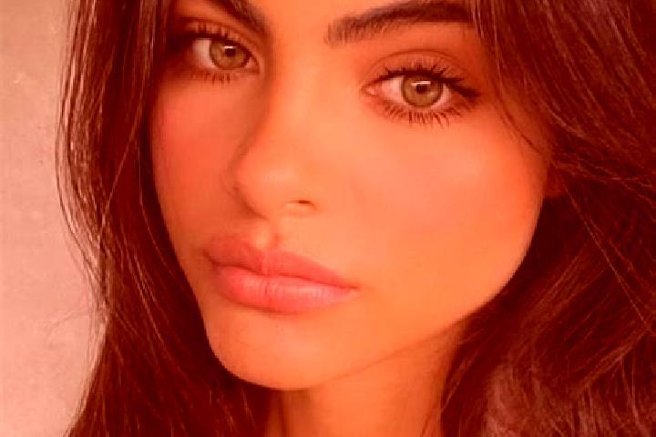 Victoria, 34, a red green-eyed indian companion based in Hamba. Offering BDSM, Deep French Kissing, Travel Companion. Available for incall and outcall, overn...
