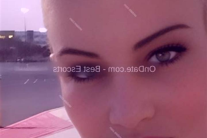 Victoria, 34 — Escort in Dindesti, Romania