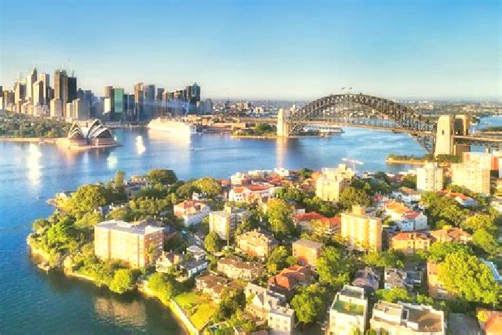 Victoria, 34 — Escort in Kirribilli, Australia