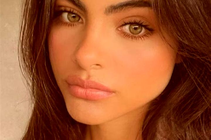Victoria, 35, a black hazel-eyed european companion based in Merceuil. Offering BDSM, Girlfriend Experience, Domination, Couples. Available for incall and ou...