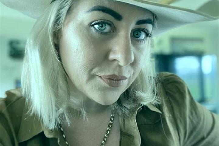 Victoria, 35 — Escort in Anmatjere, Australia