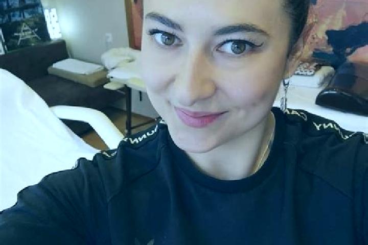 Victoria, 37, a black dark-eyed european companion based in Falkow. Offering Striptease, Fetish, Travel Companion, OWO, Couples. Available for incall and out...